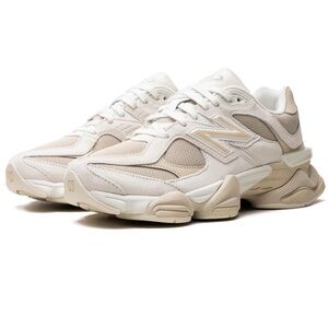 New Balance 9060 Never worn “beige white” men 7.5 women’s 9 no box